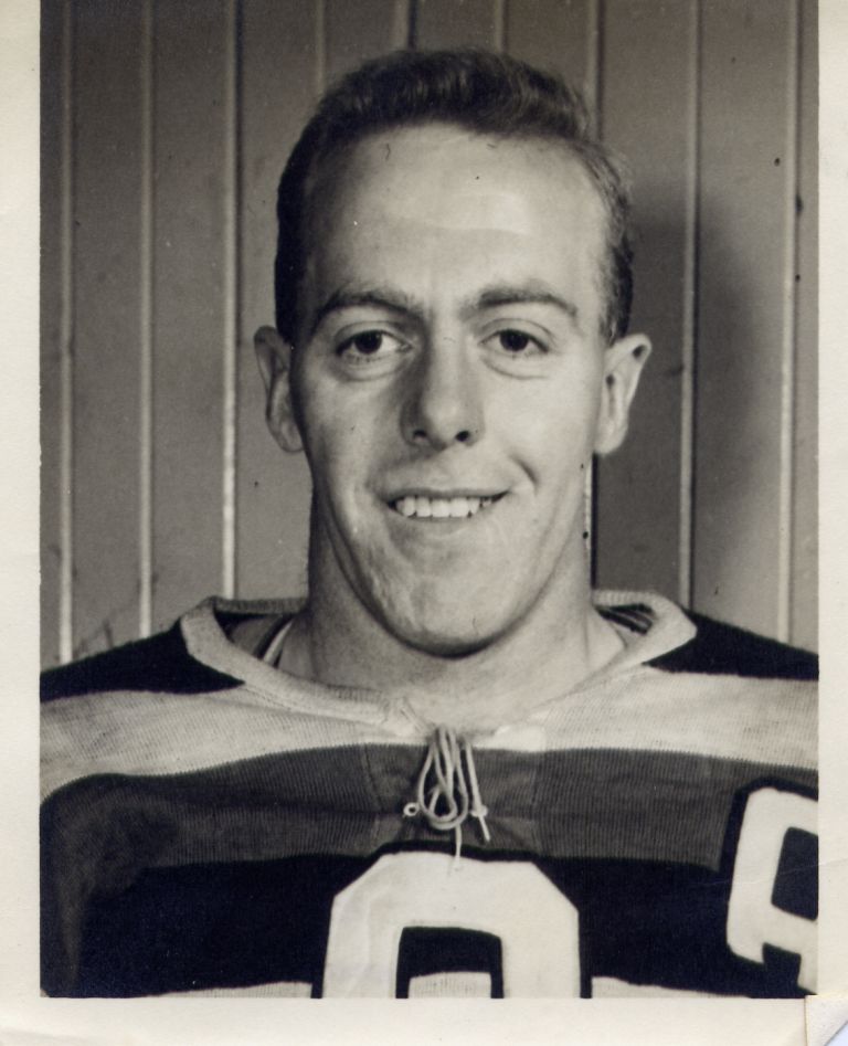 Avec les Sénateurs d'Ottawa de la Ligue Sénior du Québec - années 50